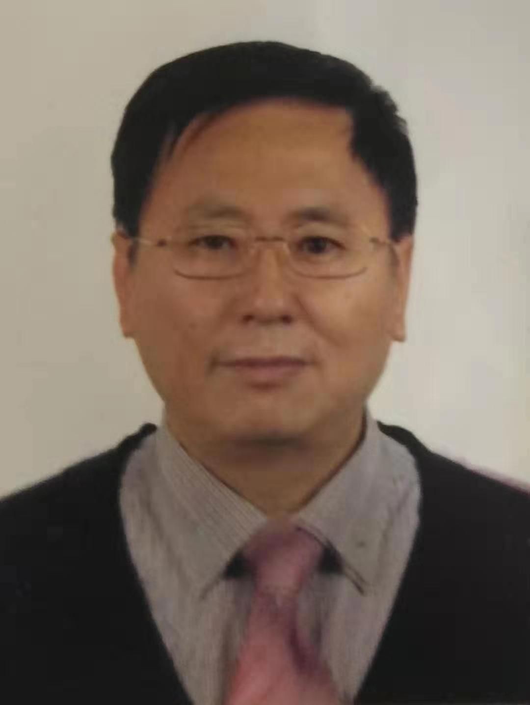 百博买球创新论坛第九百零六讲：从大学到社会如何成熟思想:一位老大学生的寄语