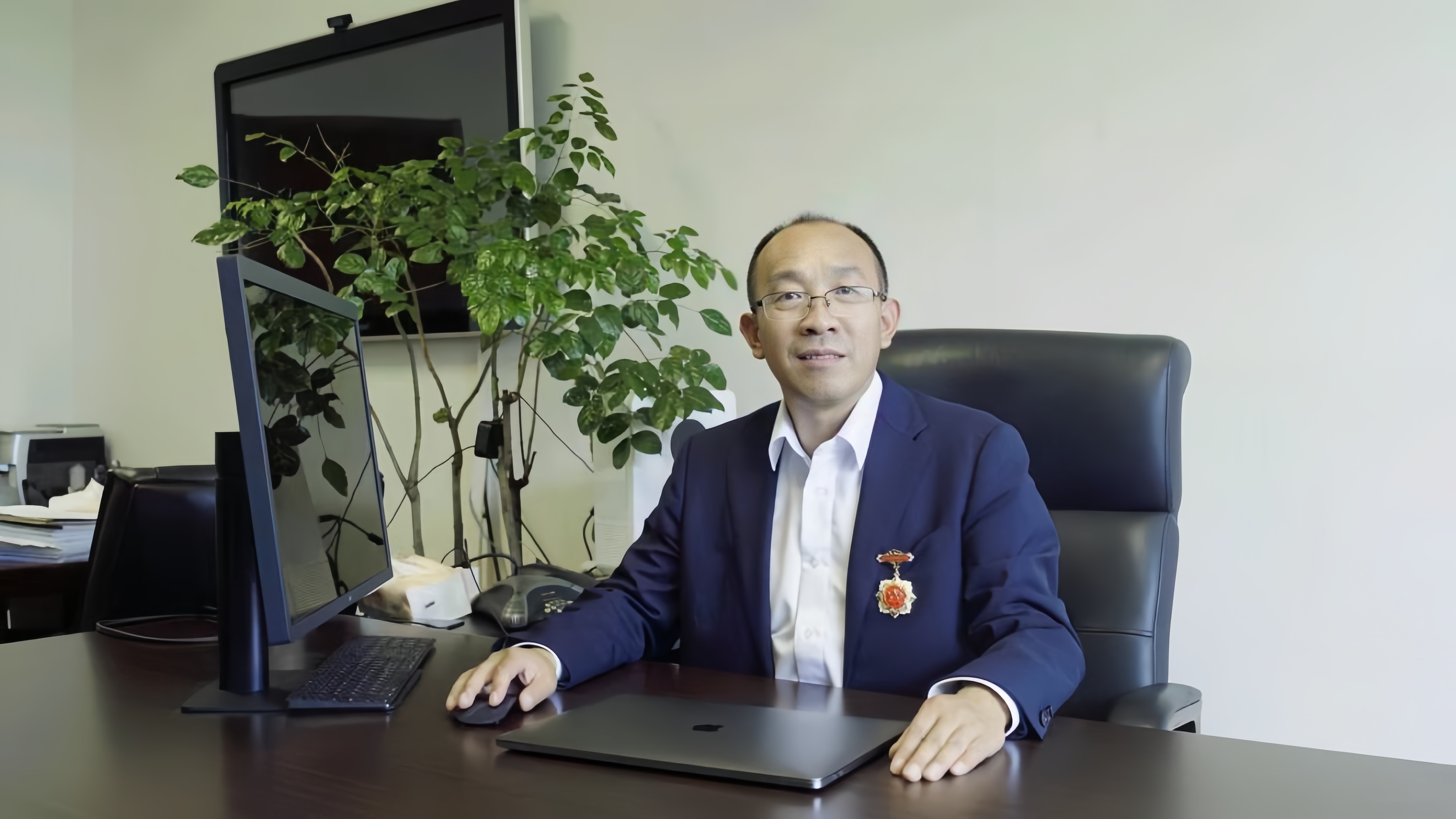 百博买球创新论坛第一千四百八十五讲：金属-有机限域结构可控组装与拟酶催化