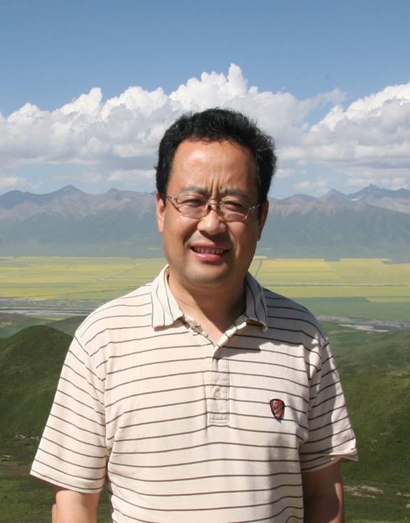 百博买球创新论坛第六百三十九讲（“弘扬爱国奋斗精神、建功立业新时代”系列活动)：“三极”关联性变化及其风险分析