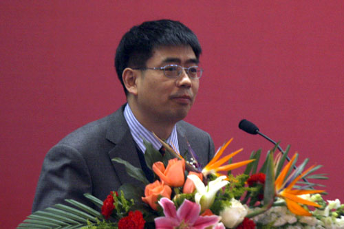 百博买球创新论坛第一千四百五十五讲：The correspondence between the canonical and semicanonical bases