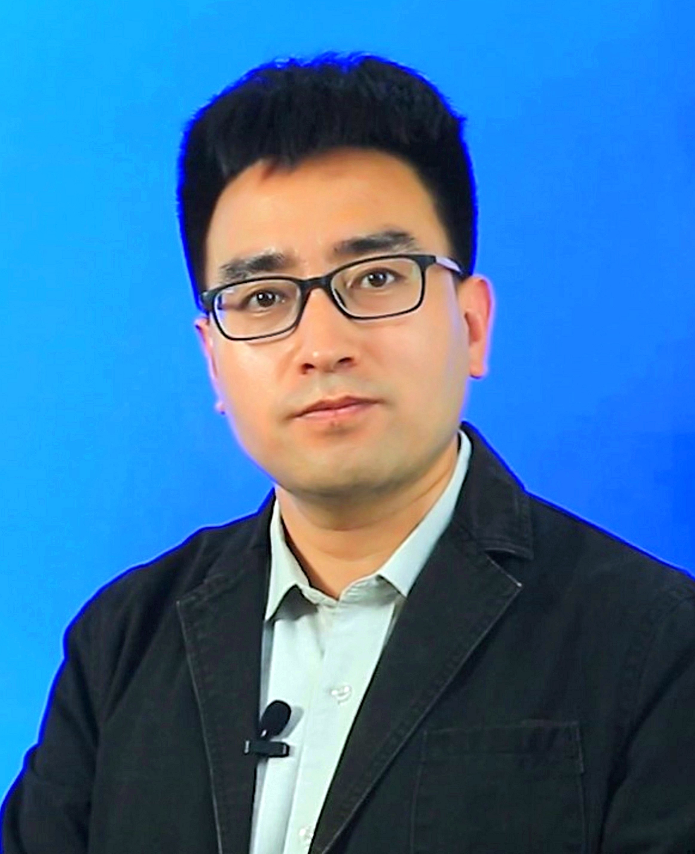 百博买球创新论坛第一千三百七十讲：基于超冷原子的Rosen-Zener-Stückelberg干涉和隧穿
