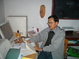 百博买球创新论坛第七百九十六讲：Dynamics of a diffusive prey-predator system with predator-taxis and prey-taxis