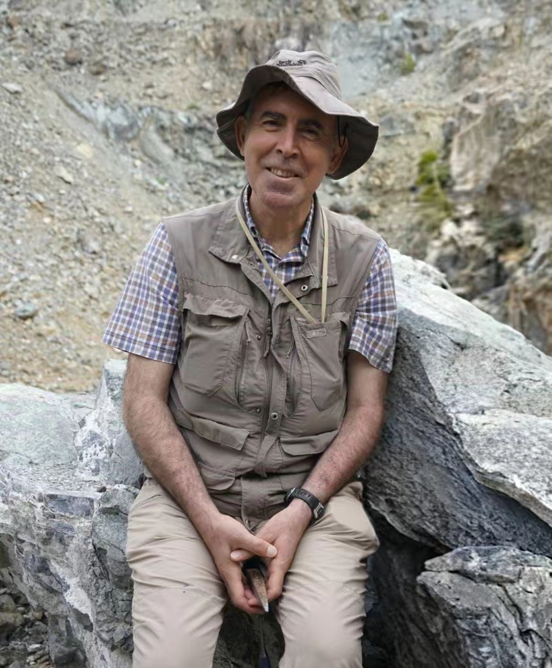 百博买球创新论坛第一千八百四十二讲：Records of processes for subduction initiation, slab roll-back and ophiolite genesis in Turkey: Field, geochemical and  geochronological constraints