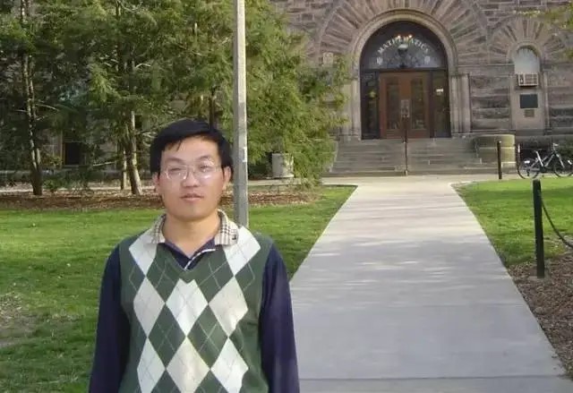 百博买球创新论坛第一千六百八十一讲：Problems and results on determinants involving Legendre symbols