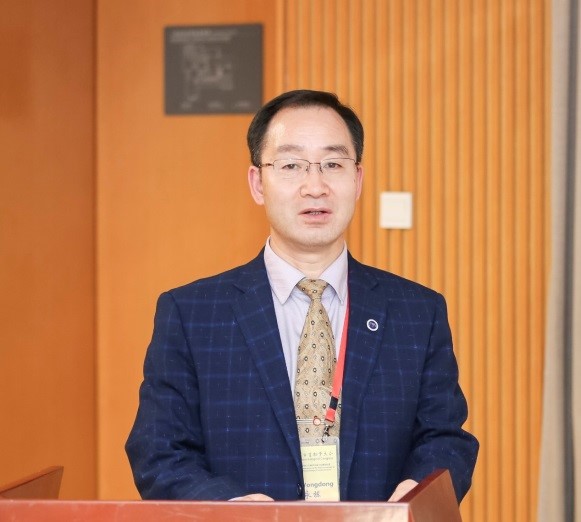 百博买球创新论坛第一千五百二十二讲：中生代重大地质事件与植被环境变化