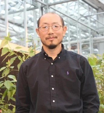 百博买球创新论坛第一千四百零三讲：剖析科研、论文写作与发表全过程